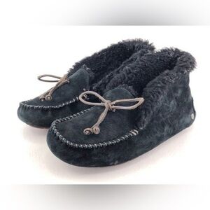 UGG Alena Indoor Outdoor Moccasin Slippers Womens Size 7 Black Suede Sheepskin